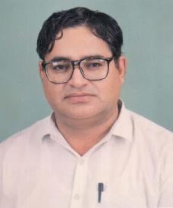 Ghulam Sarwar Khan Lalwani